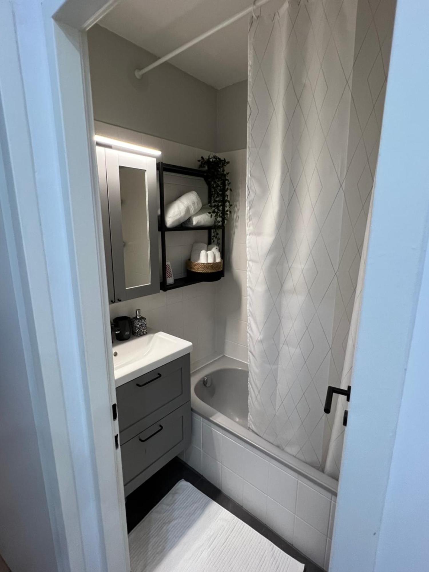 Traum Wohnung Mit Kingsize-Bett グラーツ エクステリア 写真